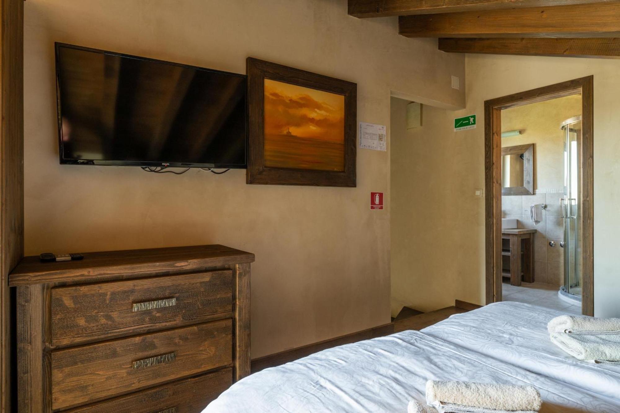 Villa Castagna Near The Sea With Private Pool And Sauna Premantura Luaran gambar