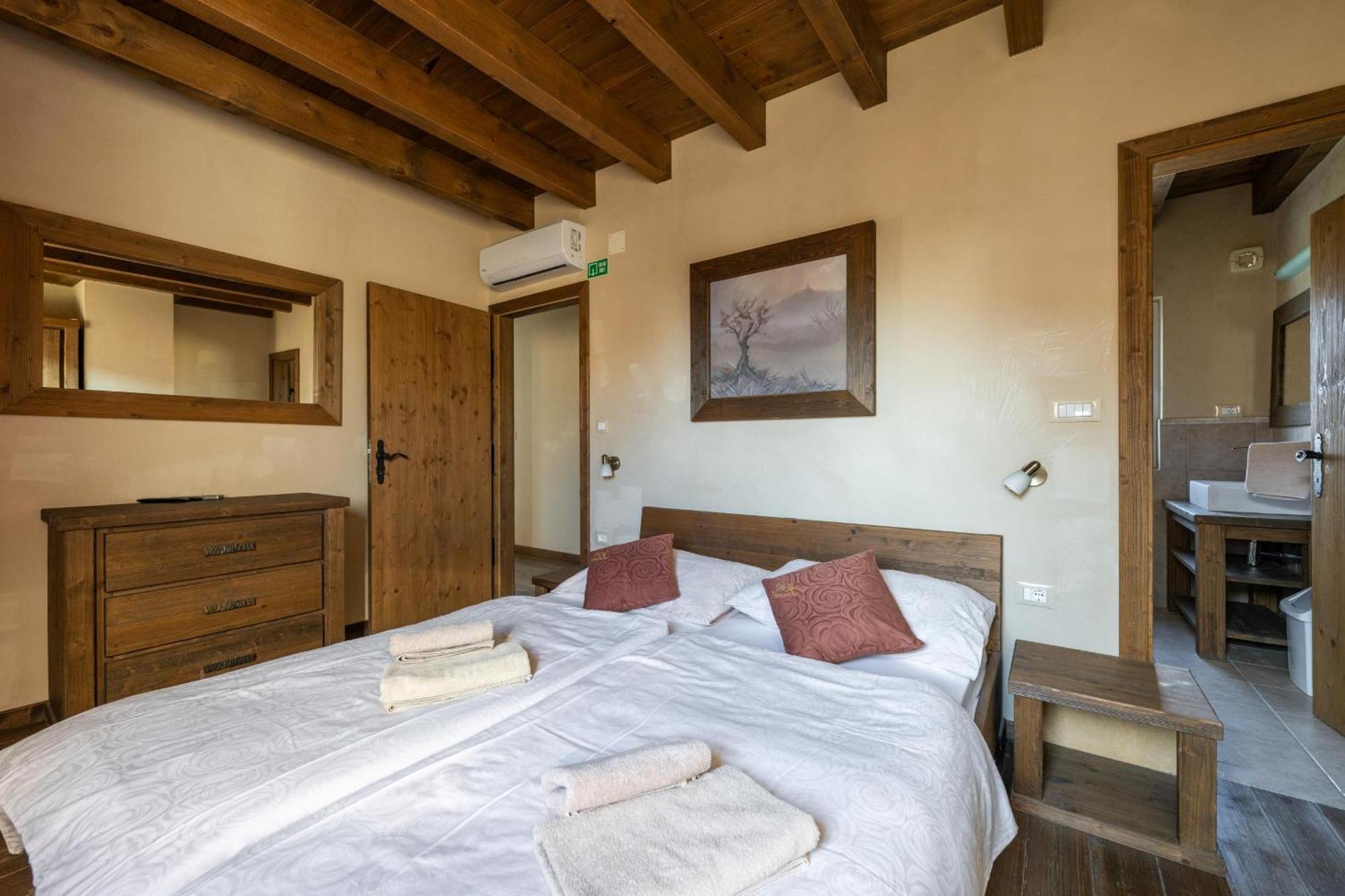 Villa Castagna Near The Sea With Private Pool And Sauna Premantura Luaran gambar