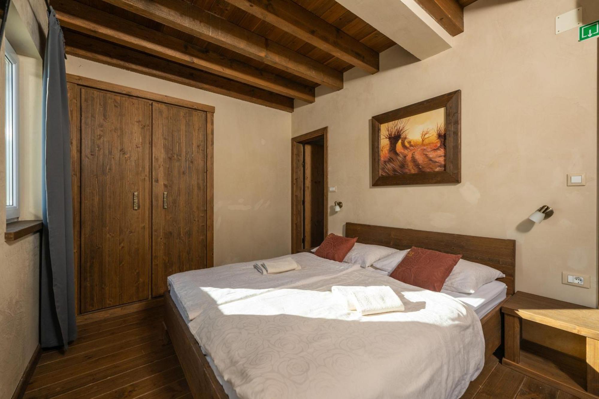 Villa Castagna Near The Sea With Private Pool And Sauna Premantura Luaran gambar